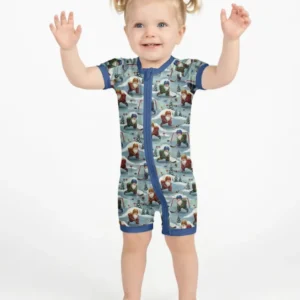 Hockey Gnomes on Ice Bamboo Shorty Zippy