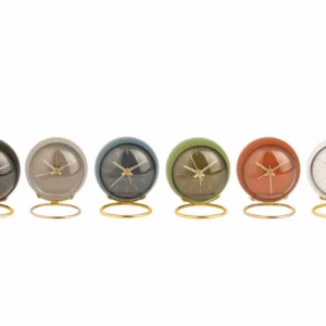 Mini-Kugelwecker mit farbigen Glasglobus und goldener Standbasis, analoger Zeitanzeige