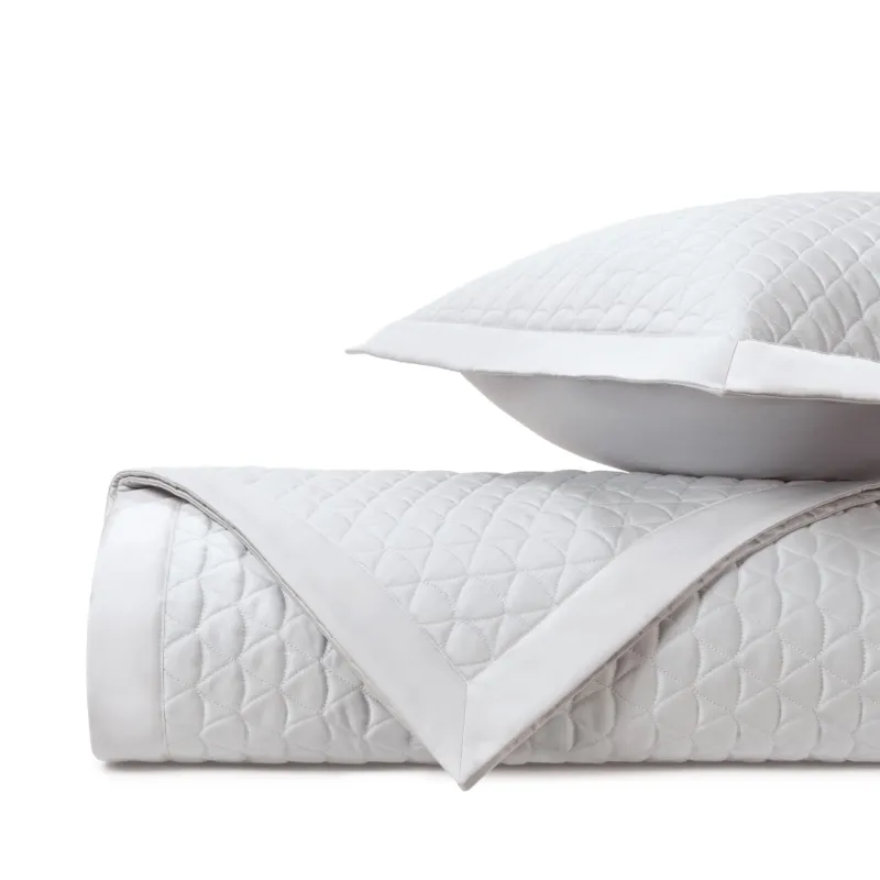 Home Treasures Anastasia white quilted coverlet set with diamond stitching and sham.